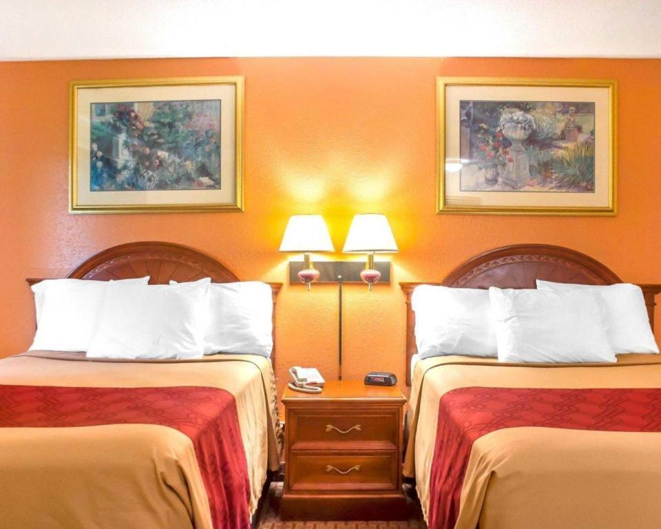 Econo Lodge Cuba I-86 Εξωτερικό φωτογραφία